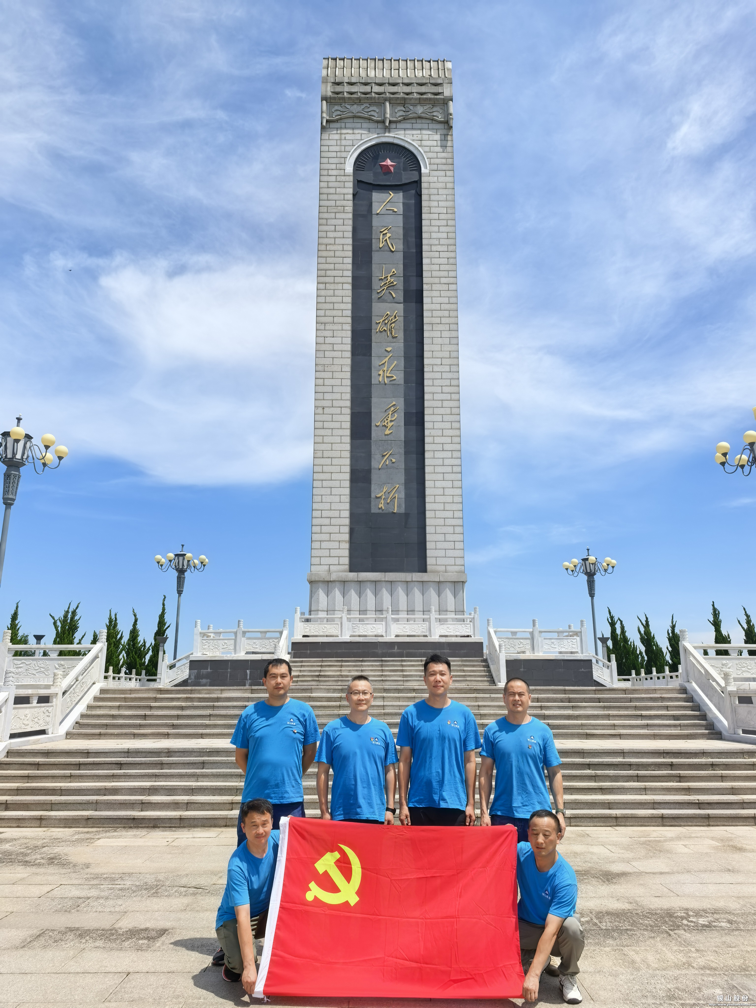 红.jpg